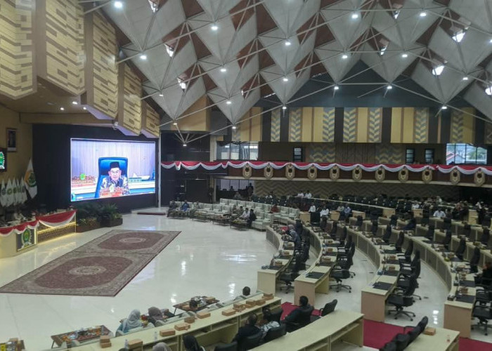 Rancangan Perubahan KUA-PPAS Kaltim 2026 Disepakati Rp14,33 Triliun, Kuorum Paripurna Sempat Diperdebatkan