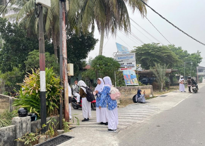 Kabut Asap Makin Menebal, Aktivitas Masyarakat Bontang Mulai Terbatas