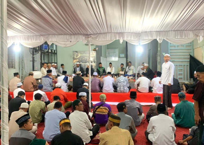 Tradisi Belasan Tahun, Banjarsari Catering Bagikan 2.000 Porsi Buka Puasa untuk Warga