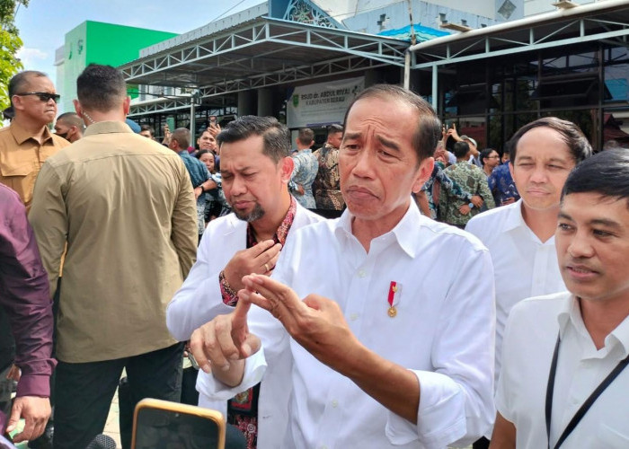 10 Tahun Jokowi, SMRC: 52 Persen Publik Nilai Pemerintah Sering Tabrak Konstitusi