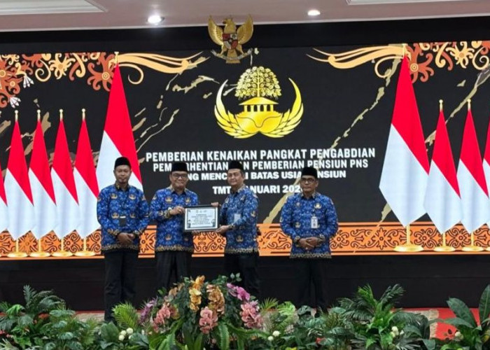 22 ASN Balikpapan Masuki Purna Tugas Awal 2026, Pemkot Serahkan SK dan Hak Kepegawaian