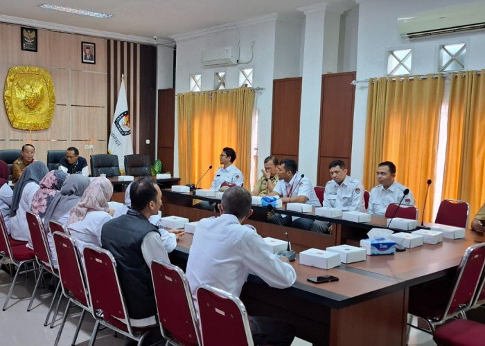 Rusmadi Wongso Kunjungi KPU Samarinda, Pastikan Kelancaran Pilkada 2024