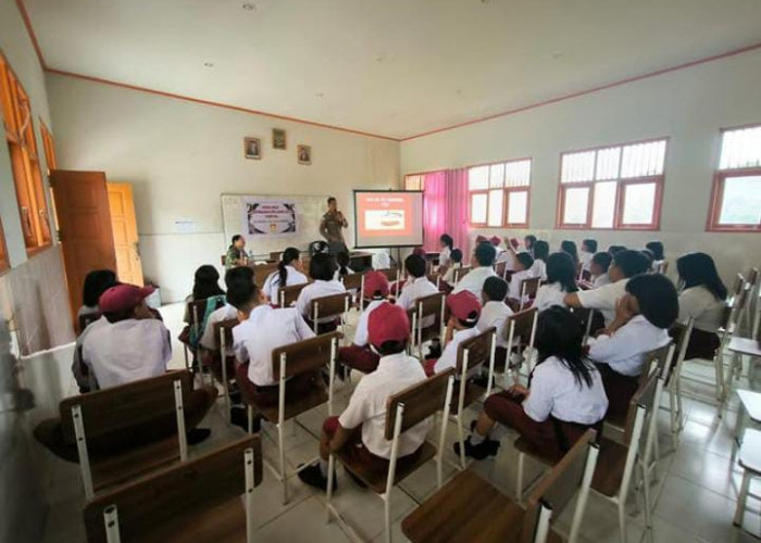 Bhabinkamtibmas Polsek Long Apari Sosialisasi Anti Bullying di SDN 03 Long Penaneh 