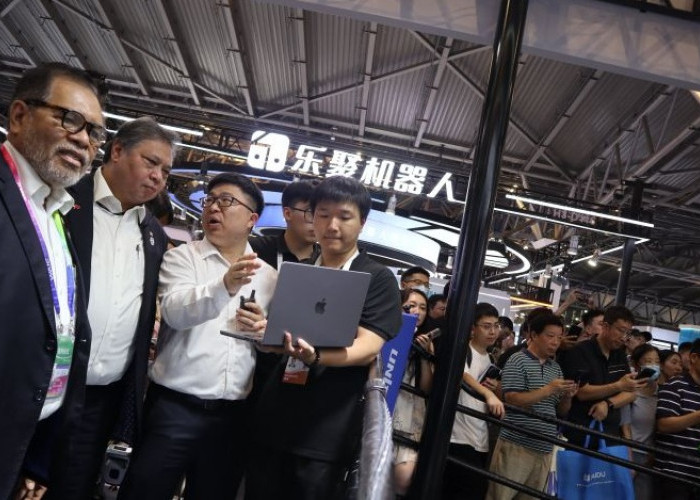 Indonesia Harus Kejar Ketertinggalan AI dan Robotika dari China