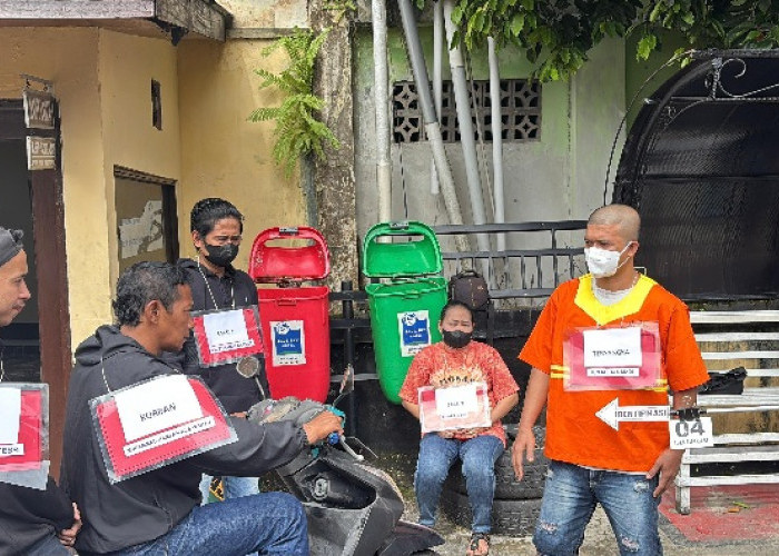 Rekonstruksi Kasus Pembunuhan di Gunung Bugis Balikpapan Barat, Penikaman Terjadi pada Adegan Kelima