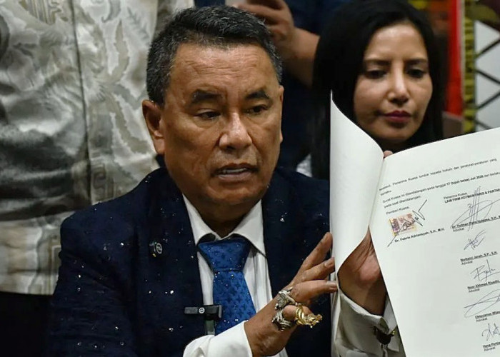 Hotman Paris Resmi Bela Febrie Adriansyah, Klaim Rumah Penyimpanan 74 Kg Emas Dikuasai Don Ritto