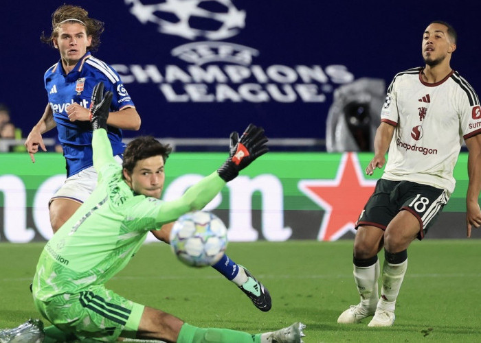 Duo Eks Real Madrid Bersinar saat Como 1907 Permalukan Manchester United 4-1