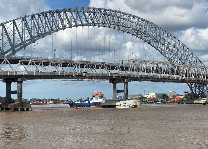 Isu Penutupan Jalur Perairan di Bawah Jembatan Mahakam Ditentang Masyarakat, KSOP Tunggu Kajian Konsultan