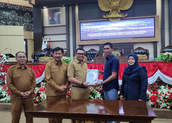 Bupati Kukar Sayangkan Fraksi PDIP Walk Out Saat Penyampaian KUA-PPAS 2027