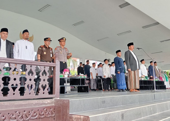 Peringati Hari Santri Nasional 2026, Sekda Kukar Tekankan Pesantren Ramah Anak
