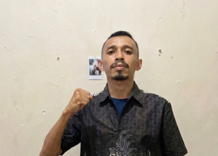 Kaltim: Sepatu Sekolah yang Kekecilan vs Parade Hedonisme Pejabat yang Ugal-ugalan 