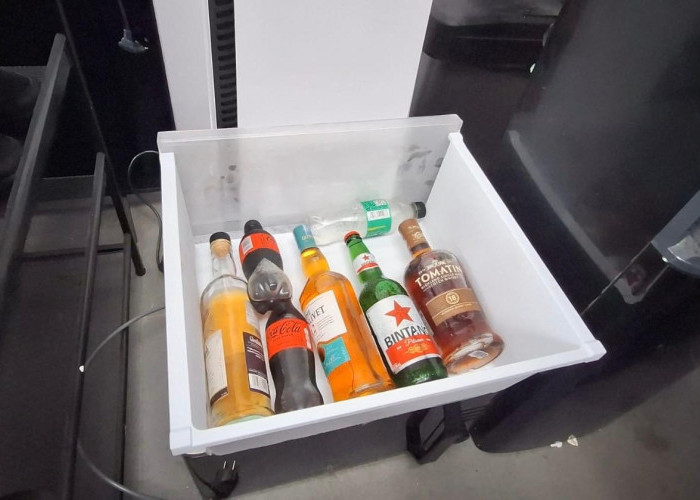 Sejumlah Barang Mewah di Lapas Kelas IIA Cibinong Dipindah ke Bekas Kandang Sapi