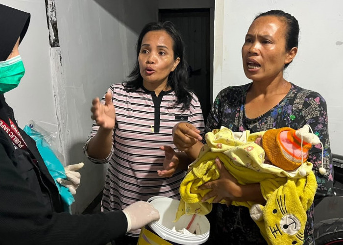 Bayi Perempuan Ditemukan di Belakang Pintu Rumah Warga di Balikpapan, Polisi Telusuri Pelaku Penelantaran