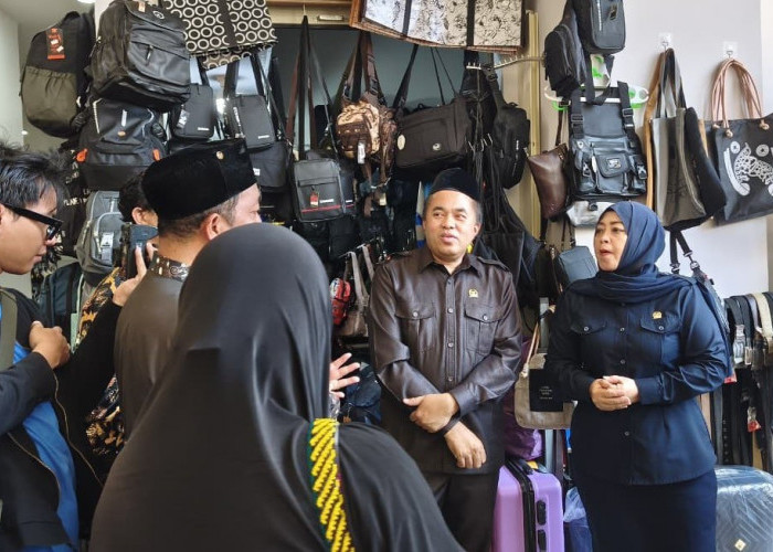 Sidak Pasar Tangga Arung Square, DPRD Kukar Sarankan Parkir Gratis