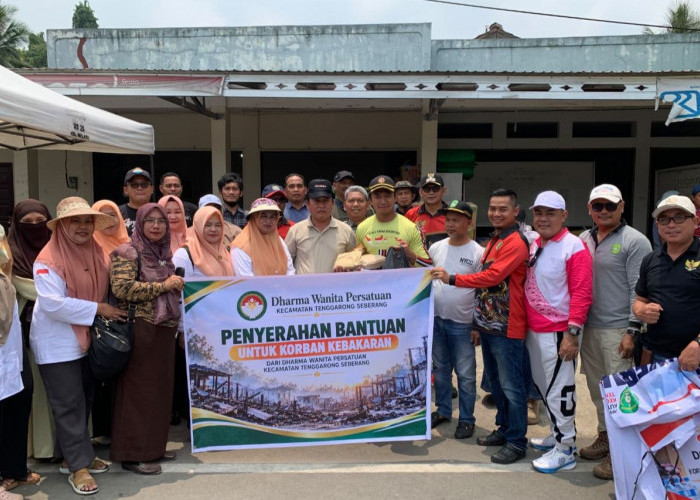 Camat Tenggarong Seberang Salurkan Bantuan Senilai Ratusan Juta untuk Korban Kebakaran Kelurahan Melayu