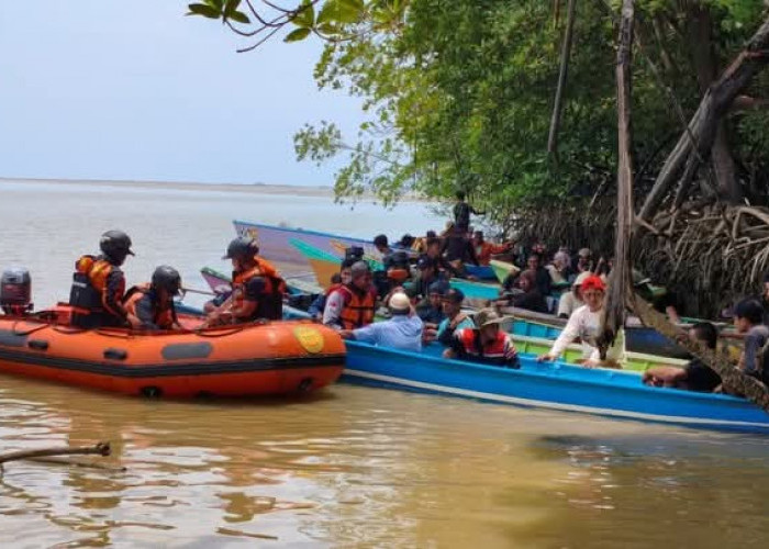 Perahu Terbalik Dihantam Ombak di Sungai Telake, Satu orang Perempuan Tenggelam