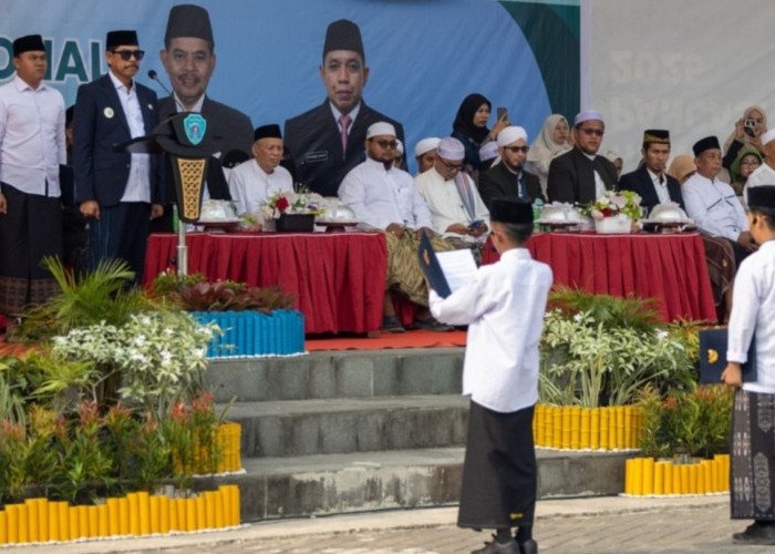 Peringatan Hari Santri Nasional 2026 di PPU, Waris Dorong Generasi Pesantren Kuasai Teknologi