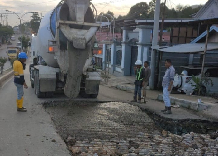 Dukung Percepatan Pembangunan IKN, PT MCM Perbaiki Ruas Jalan Kalsel-Kaltim Sepanjang 100 Kilometer