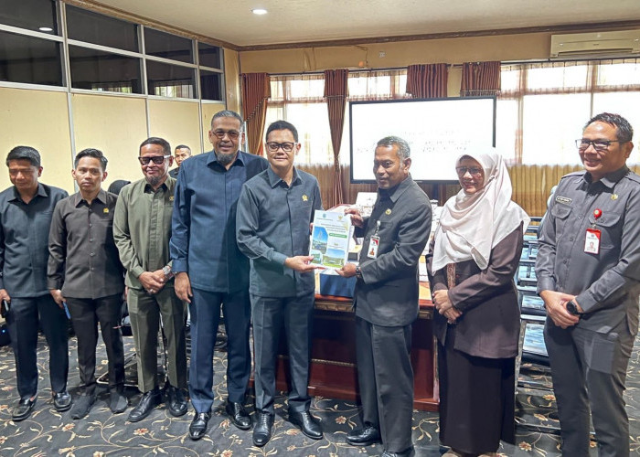 DPRD Paser Terima Rancangan KUA-PPAS, Proyeksi APBD 2027 Rp3,121 Triliun