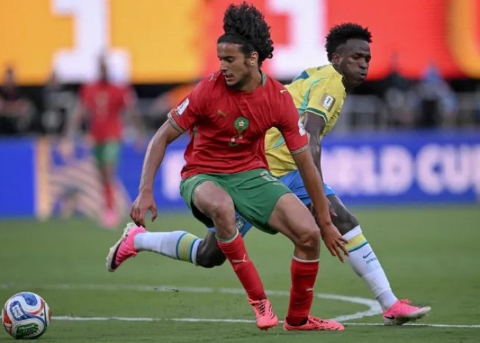 Man City Tetap Kejar Ayyoub Bouaddi, Tak Bergantung pada Masa Depan Rodri