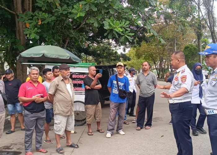 DLH Samarinda Mengeluh Sopir Travel Buang Sampah Sembarangan, Dishub Turun Tangan Kasih Hukuman