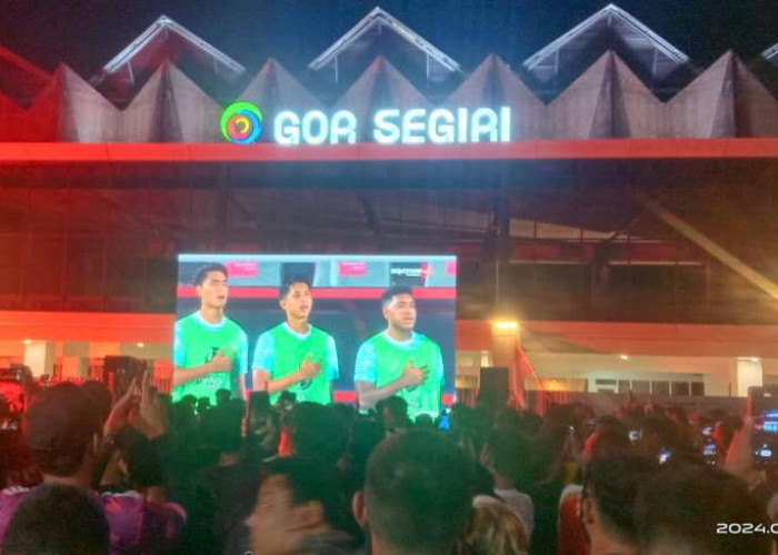 Ribuan Warga Samarinda Antusias Nobar Timnas Indonesia Vs Korea Selatan, Wali Kota Teriakan Yel-Yel