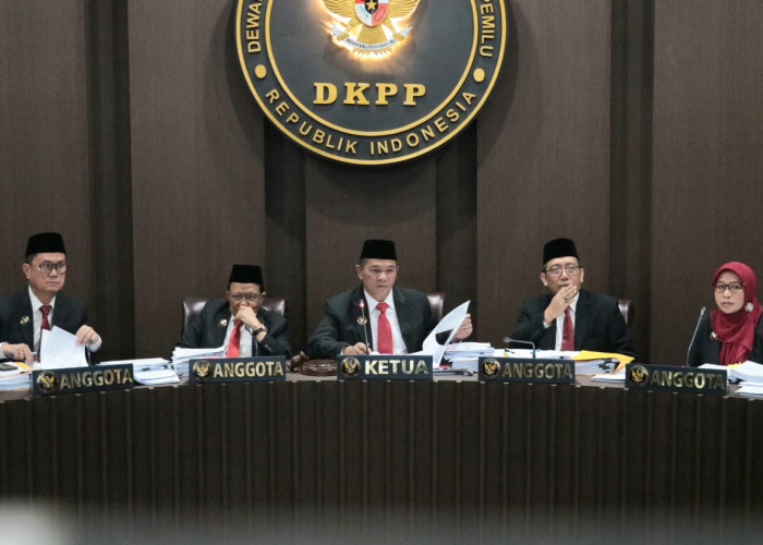 Hasyim Asy'ari Diperiksa DKPP Secara Tertutup karena Dugaan Terlibat Kasus Asusila