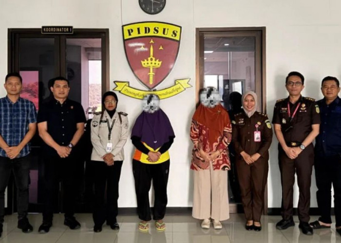 Dua Tersangka Korupsi BLKI Balikpapan Diserahkan ke Kejati Kaltim