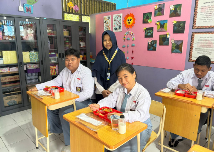 SLBN Tenggarong Jadi Lokasi Perdana Simulasi Makan Gratis Bergizi