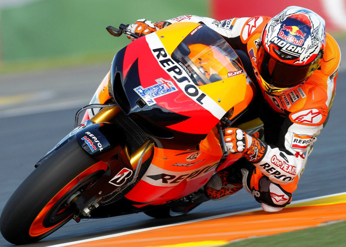 Casey Stoner: Aturan MotoGP Bikin Honda Tidak Kompetitif!