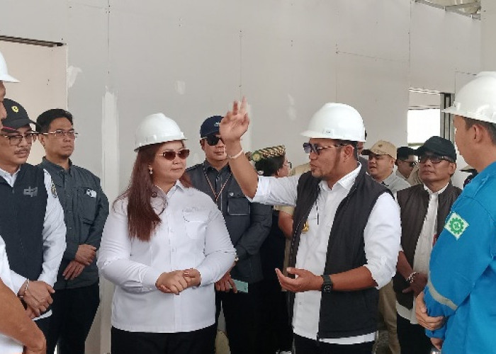 Tinjau Bandara Ujoh Bilang, Gubernur Kaltim Targetkan Awal Februari Bisa Diresmikan