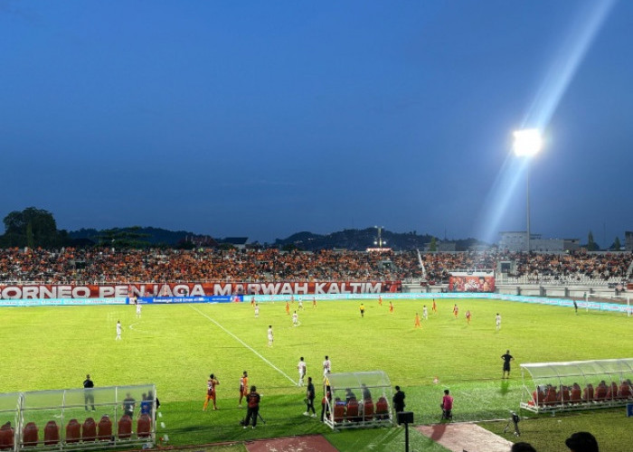 Stadion Segiri Kekurangan Cahaya, Lampu Palaran Jadi Solusi Sementara 