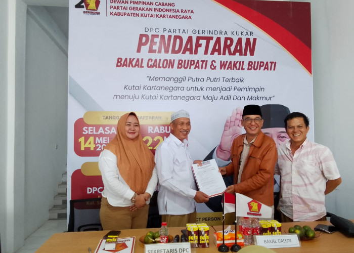 Siap Bertarung di Pilkada 2024, Alif Turiadi Kembalikan Berkas Pendaftaran Calon Bupati Kukar 