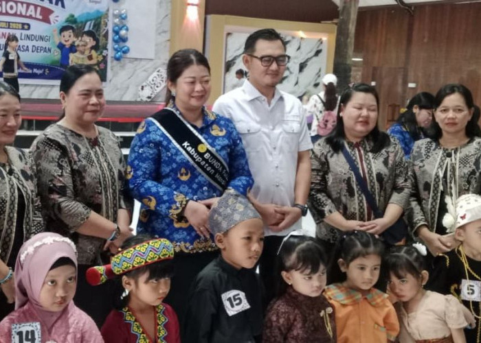 Gelar Lomba Peringatan Hari Anak Nasional, Bupati Angela Apresiasi Peserta PAUD Berani Tampil