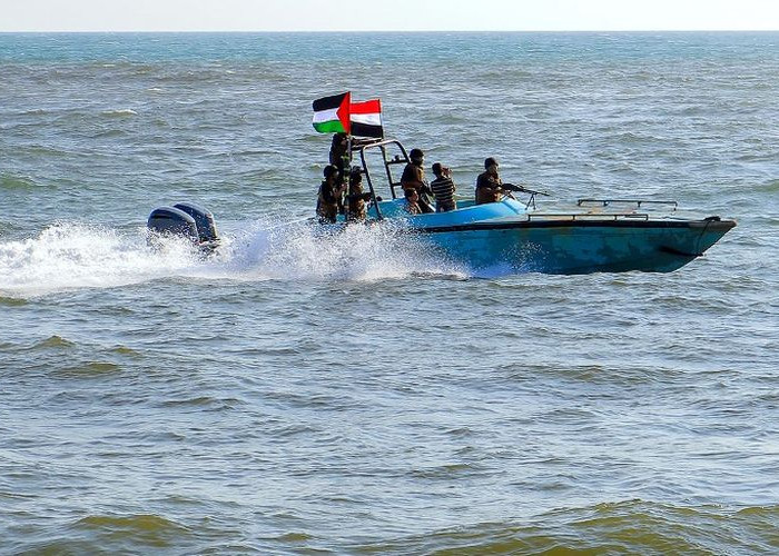 Menlu Yaman: Houthi Ingin Meniru Iran yang Berhasil Kendalikan Selat Hormuz