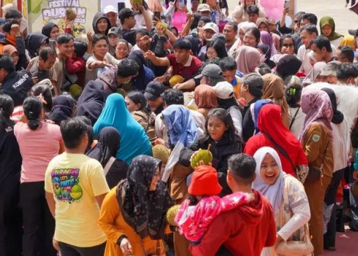 Festival Durian Kutai Barat Jadi Magnet Wisata, Wakil Bupati Ajak Angkat Komoditas Lokal