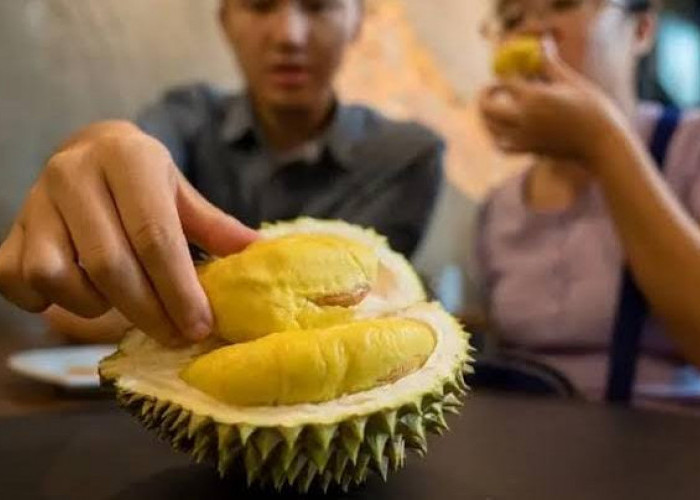 Waspada 8 Dampak Buruk Kesehatan jika Konsumsi Durian Secara Berlebihan