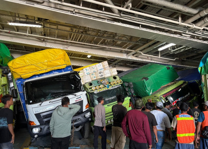 KSOP Tegaskan Insiden Kapal di Semayang Bukan saat Pelayaran, Tapi karena SOP Bongkar Muat