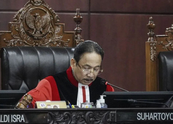 Breaking News! Pilkada Mahulu Diulang, MK Diskualifikasi Pasangan Owena Mayang - Stanislaus Liah