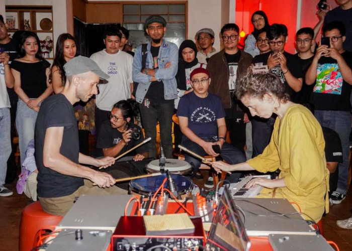 Saat Duo Italia Datang, Musisi Lokal Bicara Krisis Regenerasi Skena Eksperimental Balikpapan