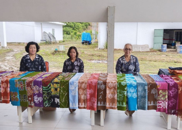 Pemkab Bidik Pengembangan Ekonomi Kreatif, Salah Satunya Batik Khas Mahulu