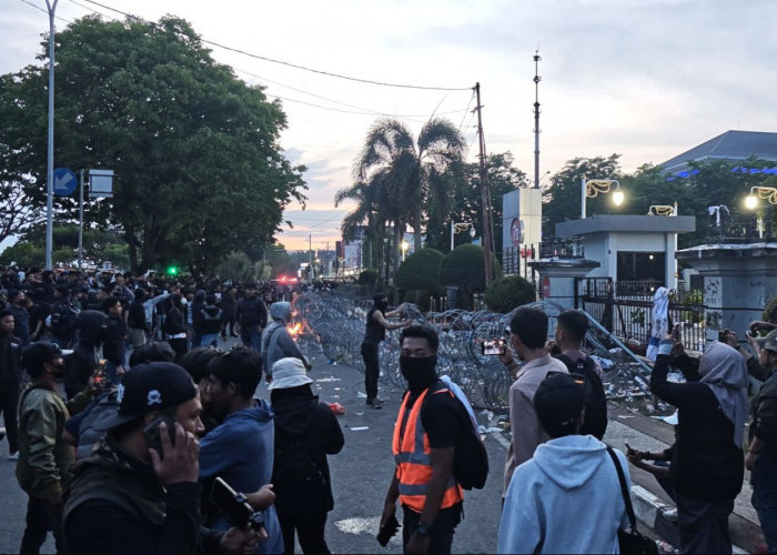 Aliansi Rakyat Kaltim Desak Gubernur Mundur, Soroti KKN hingga Tuntut Audit Kebijakan