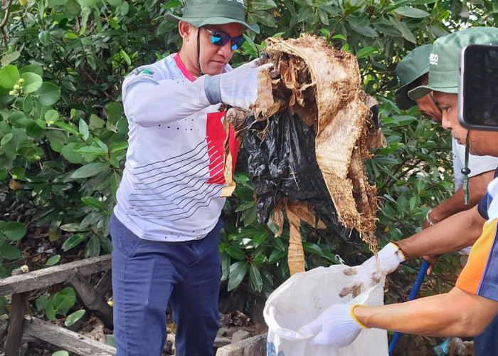 Coastal Clean Up, Upaya Kideco Bersihkan Sampah di Pesisir Pondong Paser