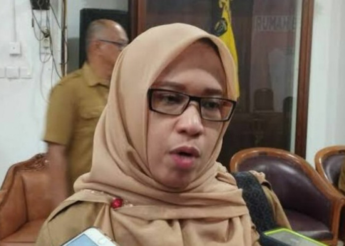 Bappeda Kukar Tinjau Pembangunan PLTS di Muara Kaman, Pastikan Program Terang Kampungku Berjalan