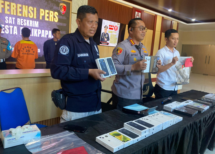 Pura-pura jadi Pembeli, Menyelinap Masuk Toko, Pria Gasak Puluhan HP