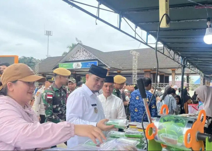 Antusias Pembeli Cukup Tinggi, Wabup Mahulu Soroti Minimnya Partisipasi UMKM di Pasar Ramadan