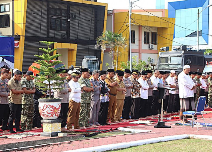Di Bawah Terik Langit PPU, Forkopimda dan Masyarakat Gelar Salat Istisqa