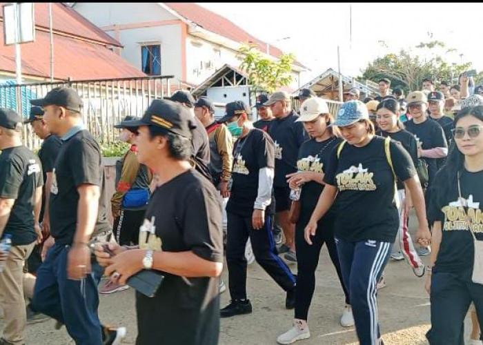 Jalan Sehat Bawaslu Mahulu Ramai, Peserta Kompak Pakai Baju “Tolak Politik Uang”