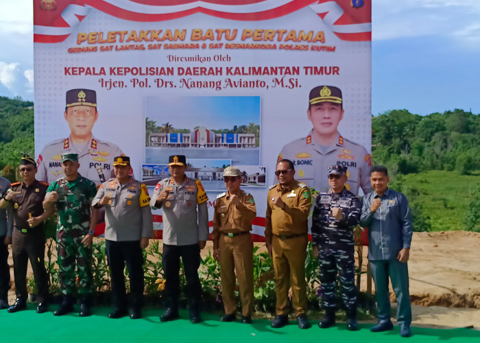 Ketua DPRD Kutim Hadiri Peletakan Batu Pertama Gedung Sat Sabhara Polres Kutim   