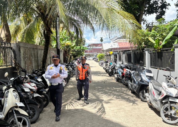 Jalan Wijaya Kusuma 1 Dikuasai Parkir Motor Pelajar, Dishub Akan Panggil Pengelola Setempat 